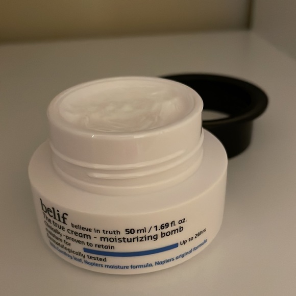 Belif The True Cream Moisturizing Bomb - Picture 3 of 3